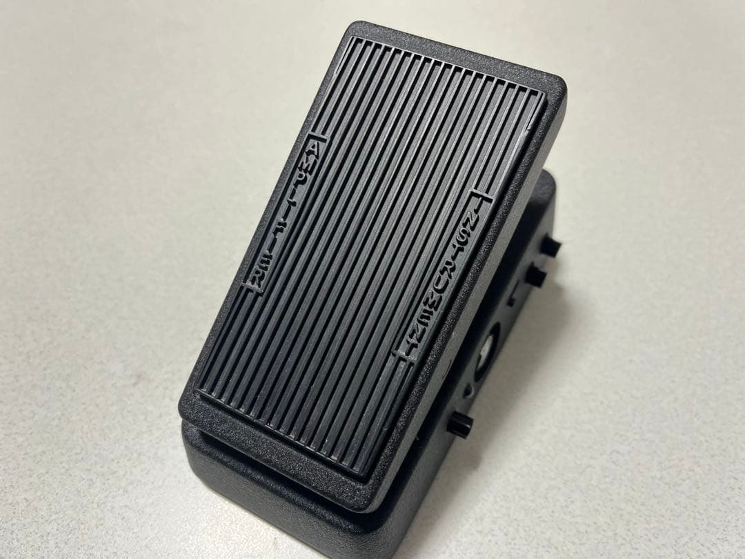 中古美品 Jim Dunlop Cry Baby CBM535AR ワウペダル