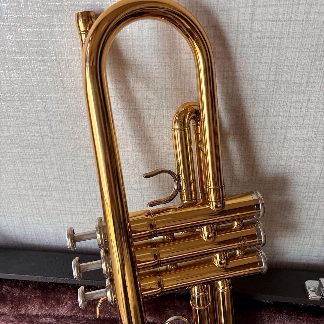 YAMAHA YTR2335トランペット　ハードケース付き
