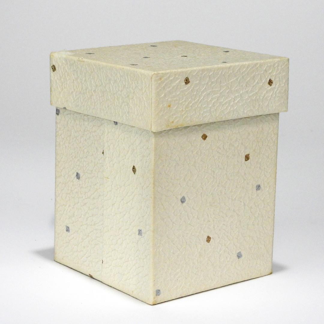 茶道具　棗　中棗　黒塗　遠山蒔絵　桐箱