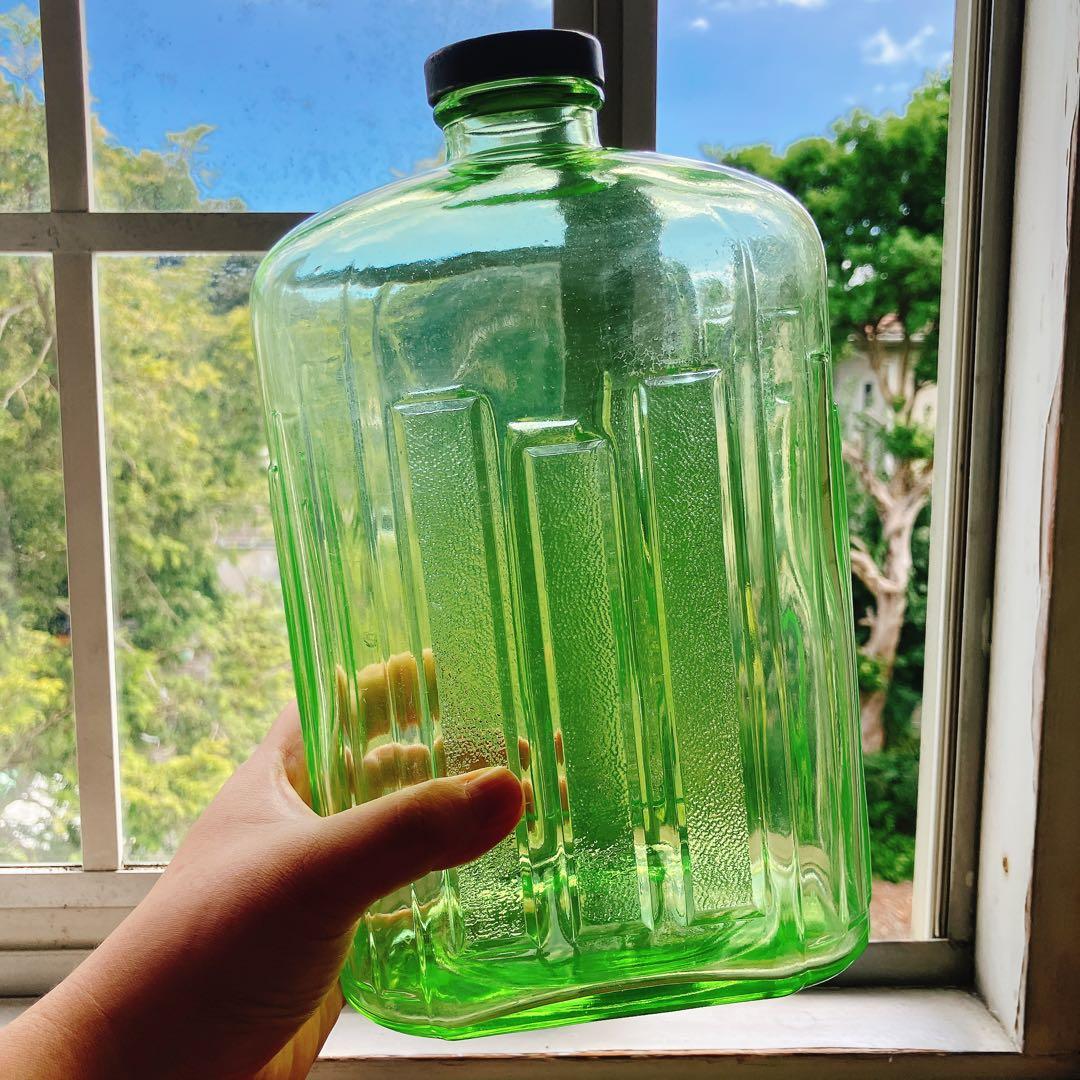 ウランガラス　2L ウォーターボトル　ディプレッショングラス　大正浪漫　アメリカ