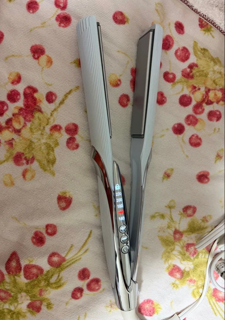 リファ★ストレートアイロン プロ STRAIGHT IRON PROホワイト