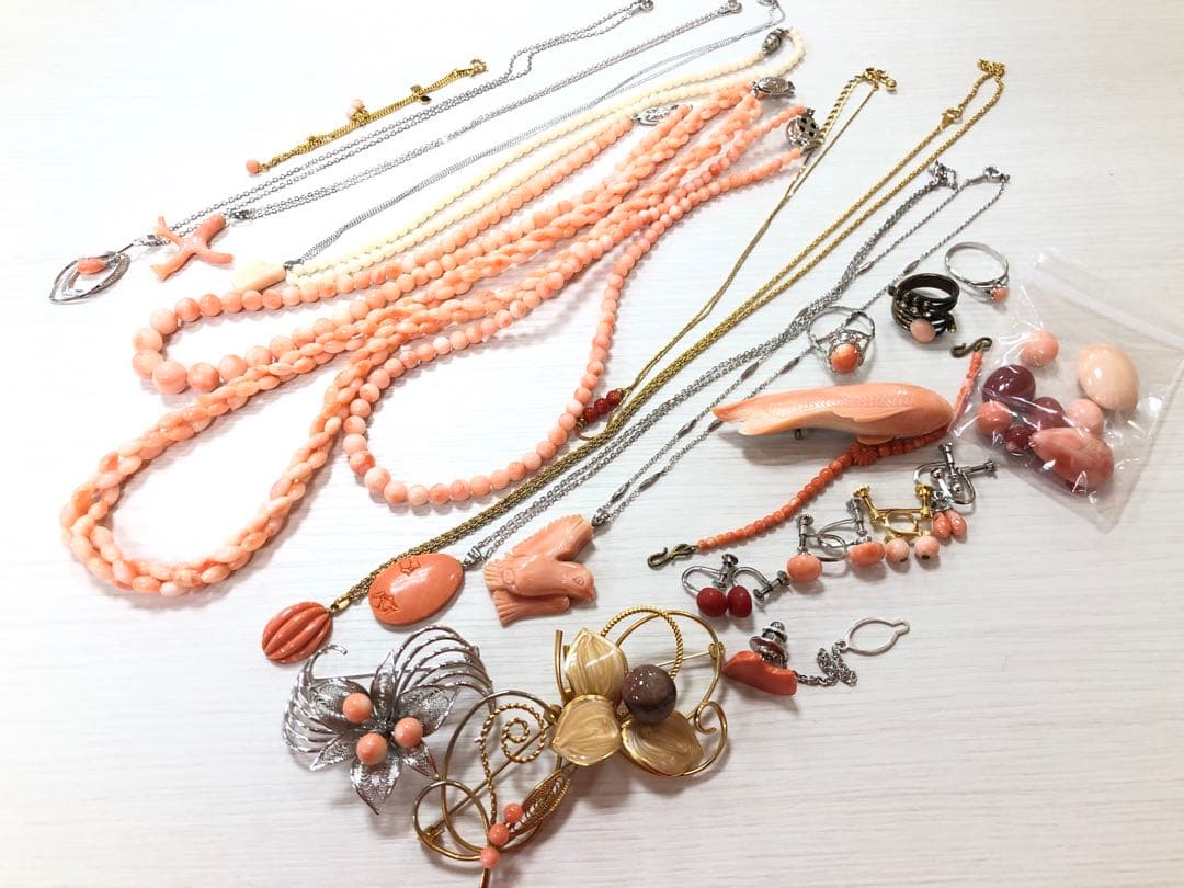 珊瑚アクセサリーなどまとめて26点