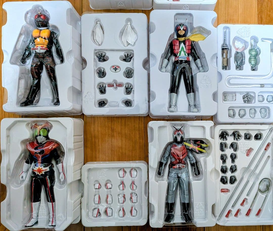 S.H.Figuarts 真骨彫製法 仮面ライダー4点セット 栄光の7人ライダー