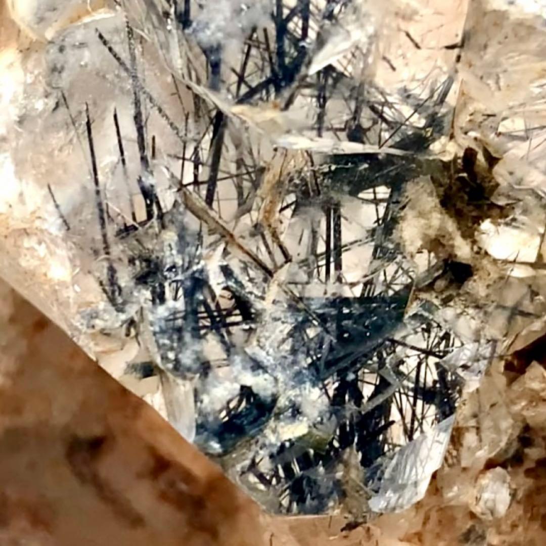 今だけ価格/シン・ザギマウンテンクォーツ40/黒針入り/巨大結晶/マルチポイント