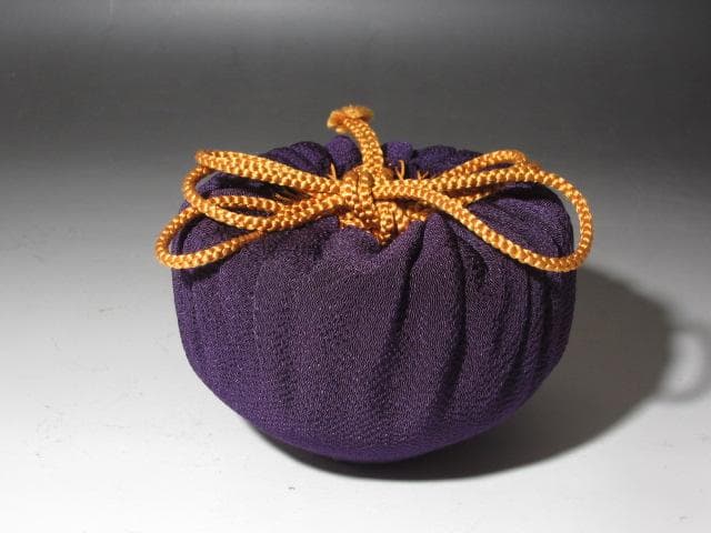 ★　裏千家　十四代　淡々斎　自作黒　玉泉　二重箱★x607