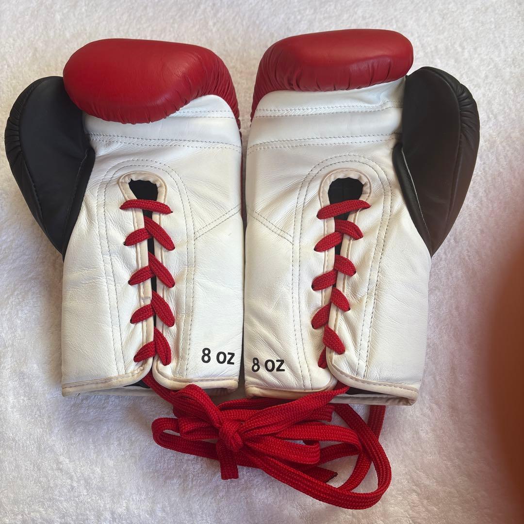 K-1 公式ボクシンググローブ 8 oz サイン入り