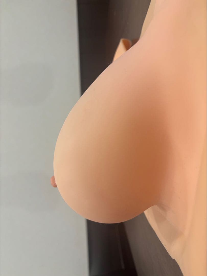 シリコンバスト(F-Gカップ)液体シリコンタイプ(新品)