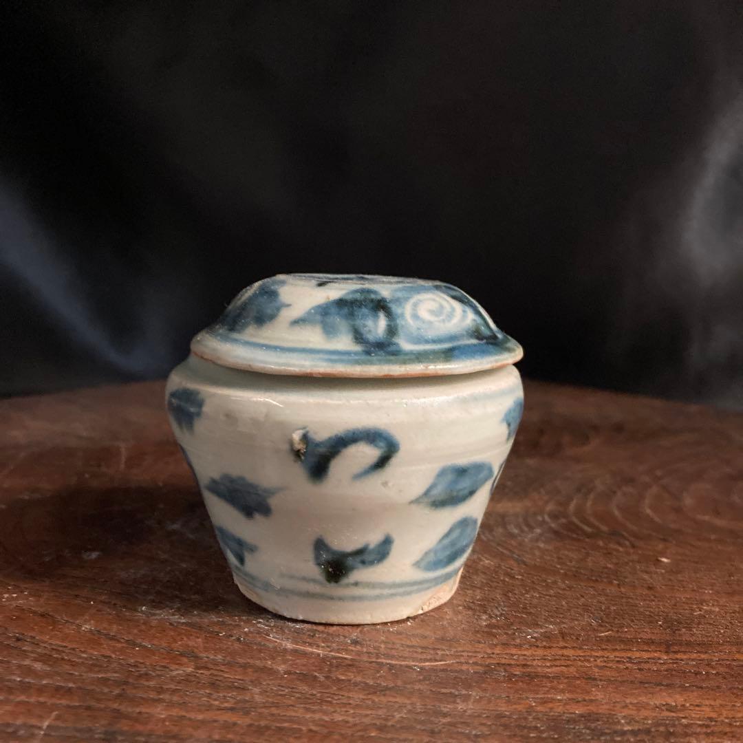 赤札閉店セール❗️【ギャラリー三益】古美術　元〜明初染付　芙蓉紋共蓋小壺