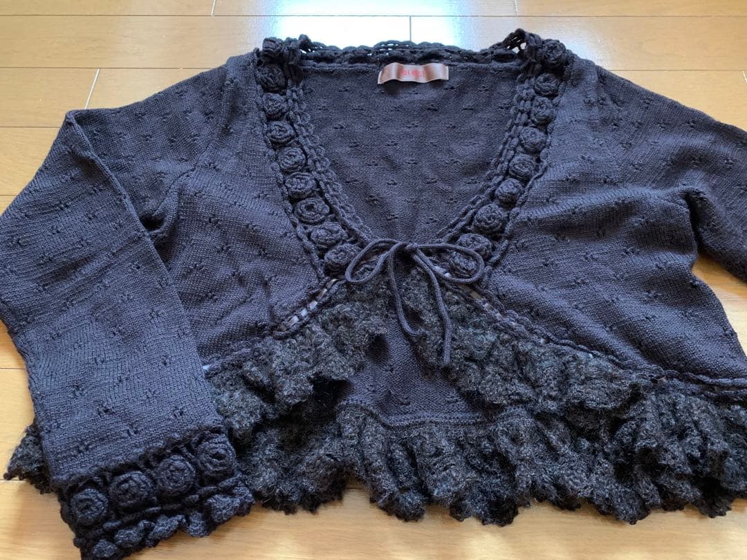 ピンクハウス　ショート丈カーディガン