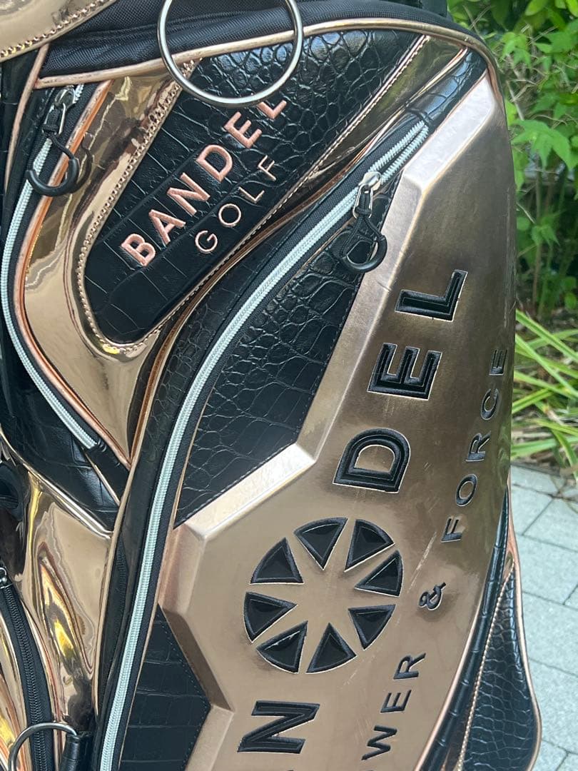 BANDEL Golf / バンデル　キャディバッグ　クロコ型押し　金ｘ黒