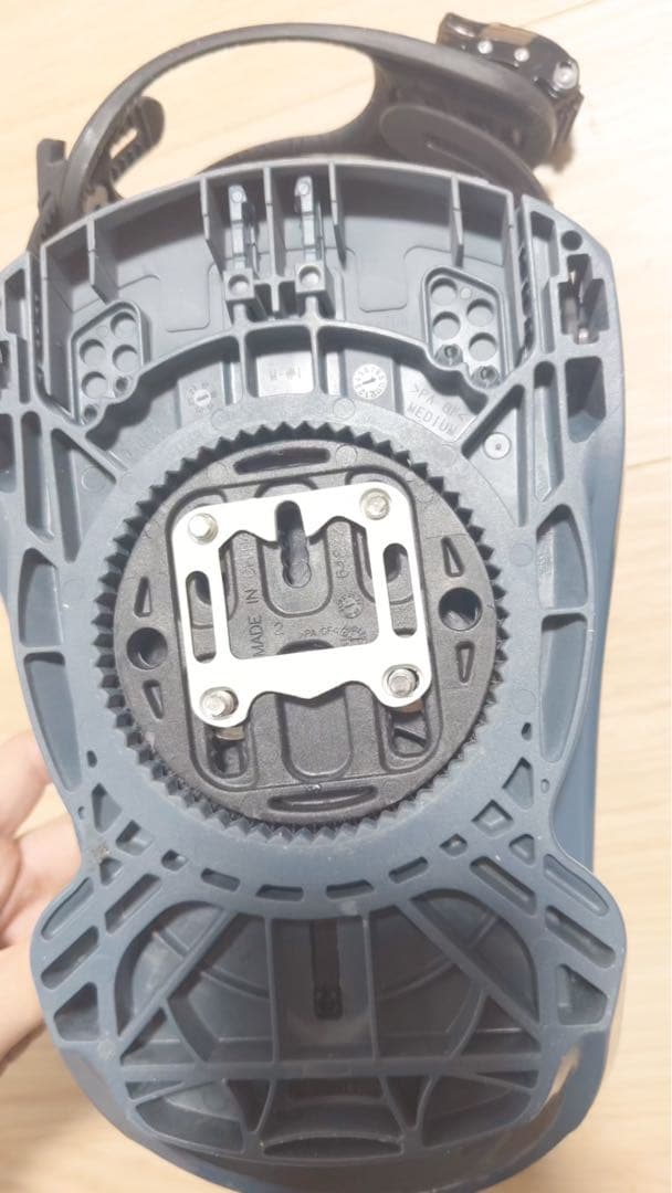 サロモンSALOMON RHYTHMスノーボードビンディングバインディング