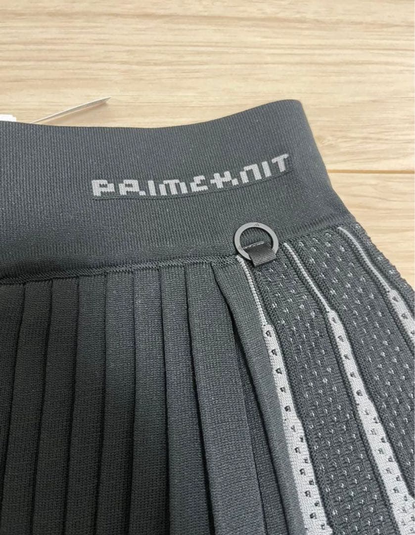 新品　adidas ゴルフ　長袖セーター　フレアースカート　　セットアップ　M