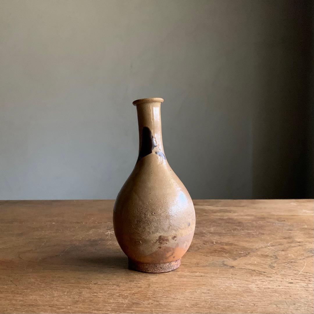 壺屋焼 灰釉褐釉流掛け瓶 18世紀 徳利 壺屋 鉄絵 古美術 琉球美術 湧田焼