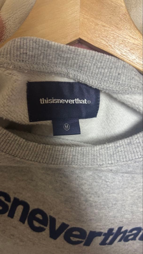 ネバザ　スウェット　thisisneverthat