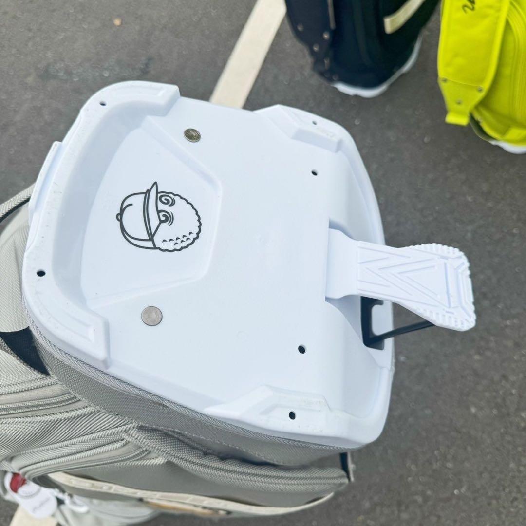 【即発送】 Malbon マルボン ゴルフ キャディバッグ スタンド式 グレー