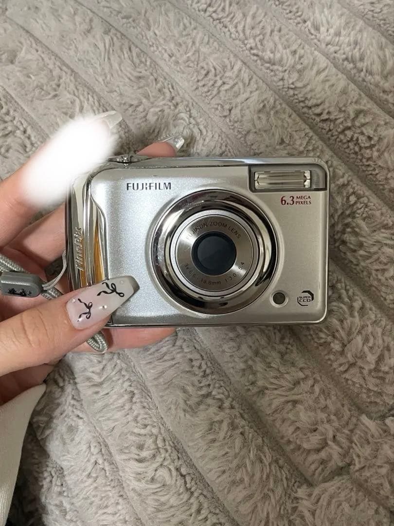 FUJIFILM単三電池使用FinePix A610動作確認済み