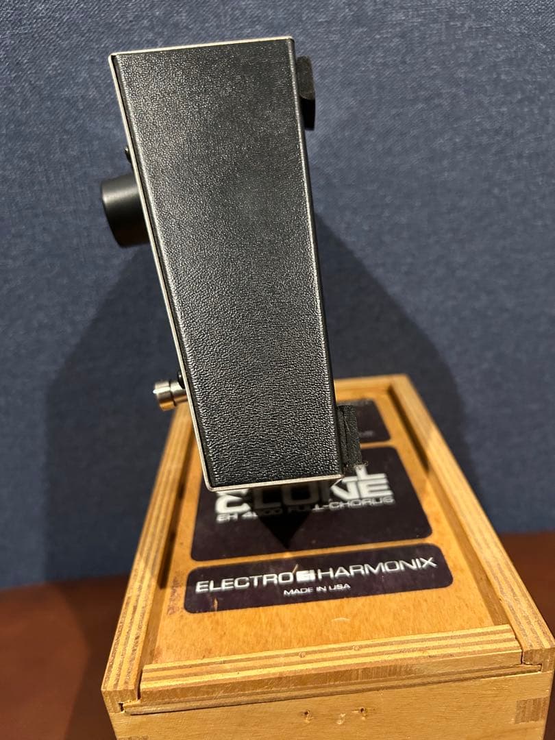 electro harmonix small clone コーラス　木箱付