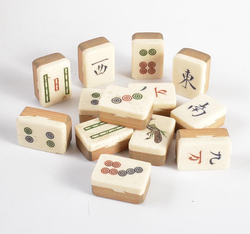 中国　竹嵌　骨牌　背竹牌　麻雀牌　皮製ケース付　D　8705