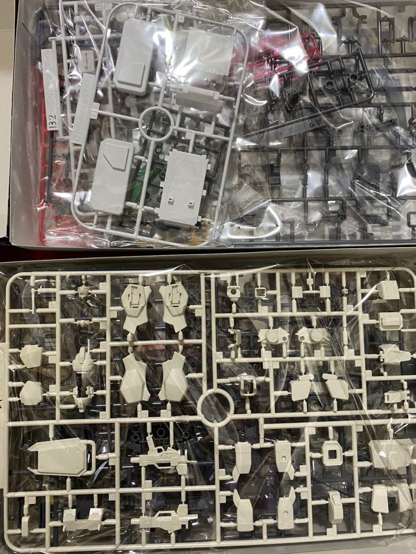 陸戦型　ガンダム　ez-8 hg 08 ms小隊　3個　1/144 未開封