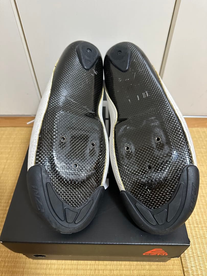 EZNI自転車シューズ　競輪