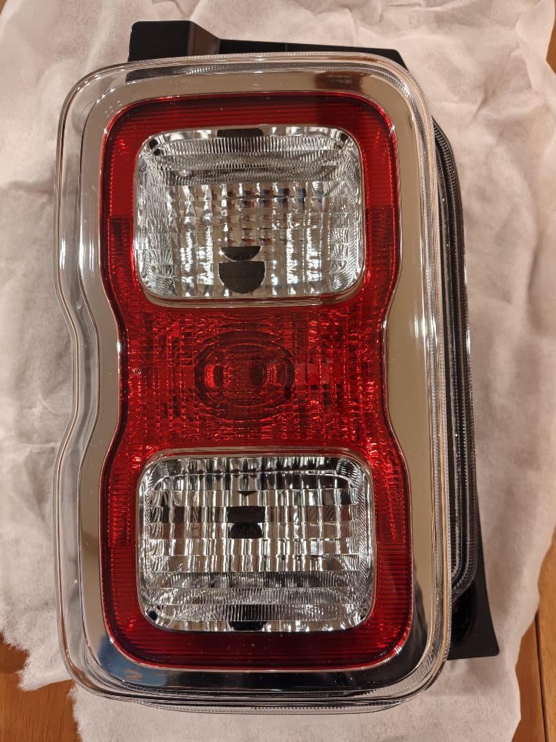 ハスラー　テールライト（左/助手席側）