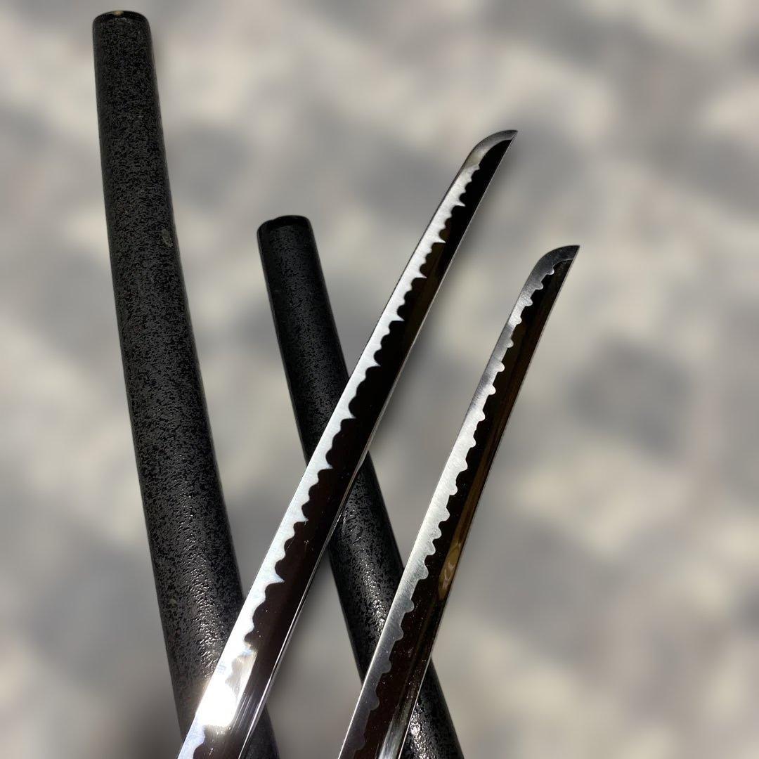 激安模造刀大小２本 黒柄 雲龍楕円鍔 黒梨地鞘