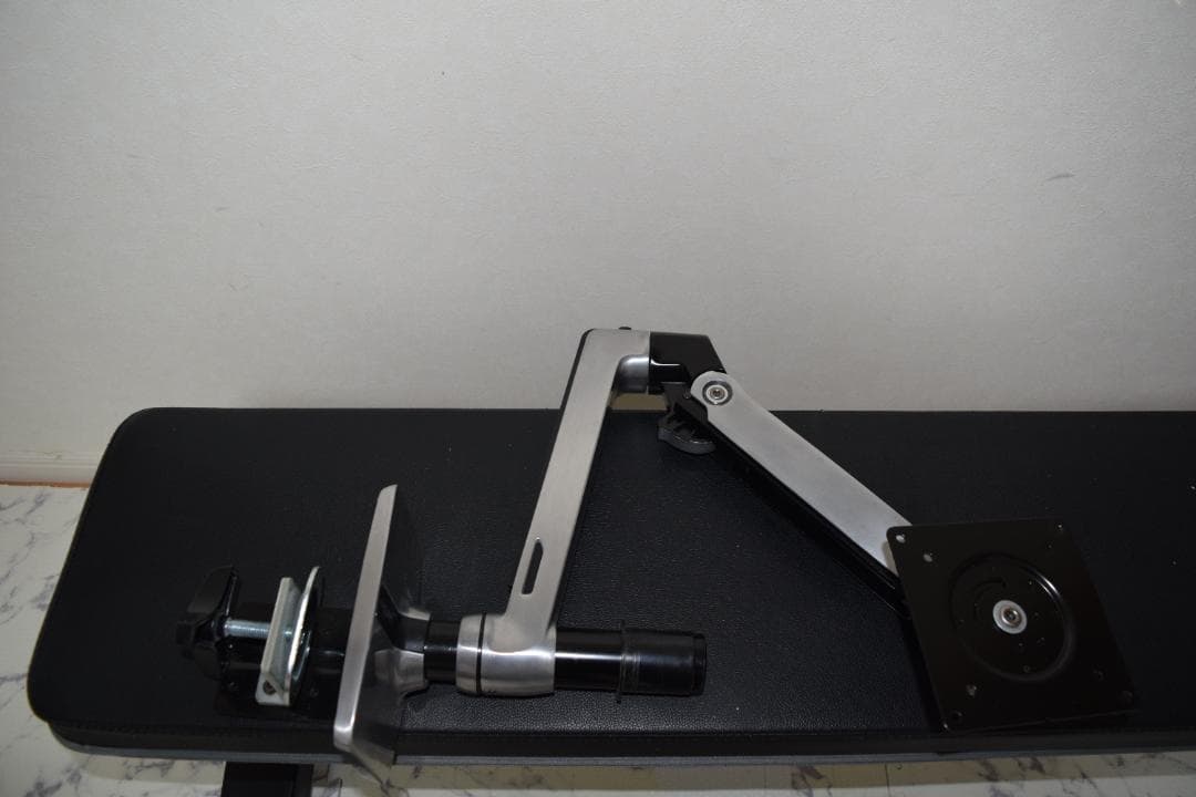 【美品】ERGOTRON（エルゴトロン） LX モニターアーム デスクマウント