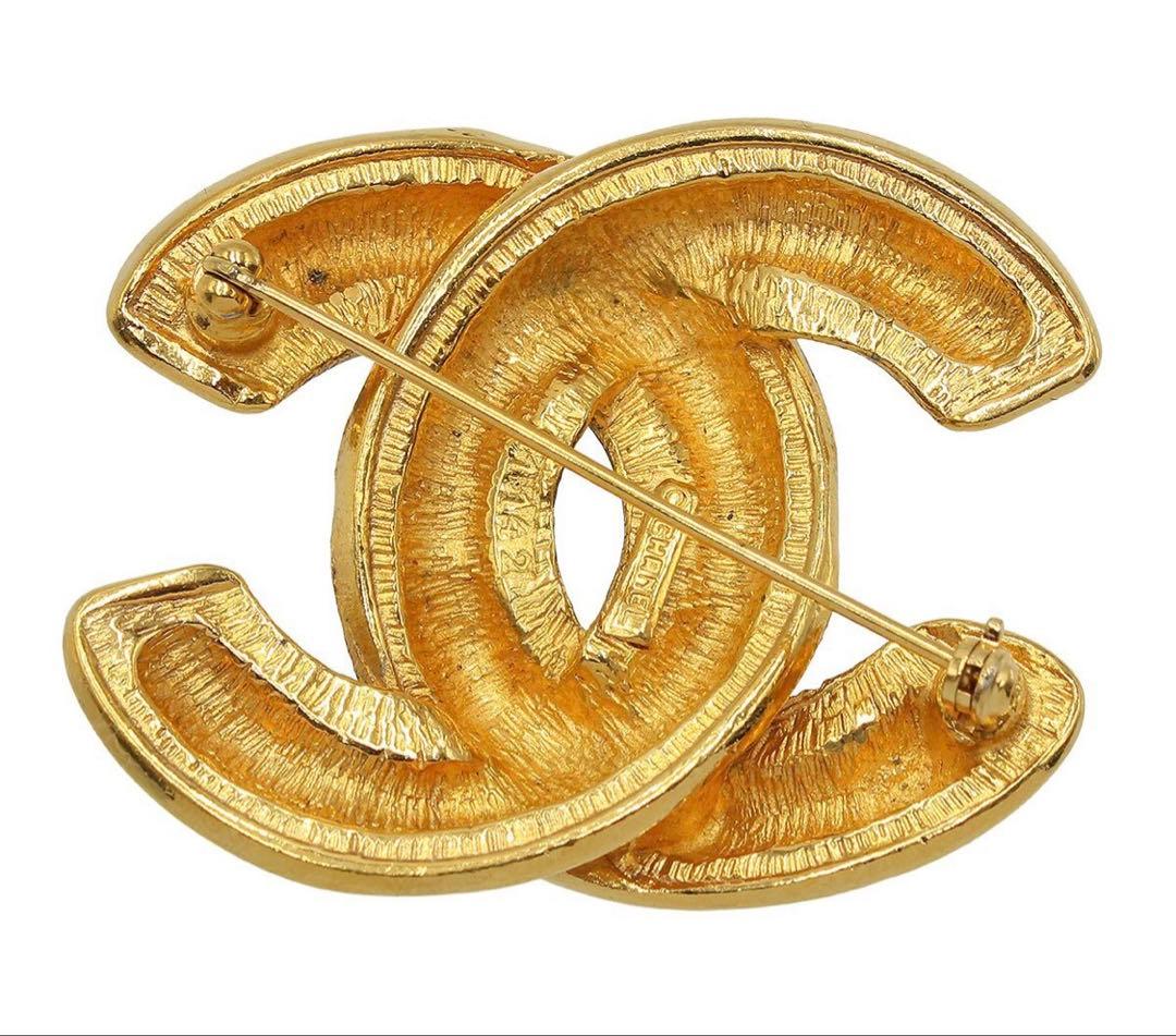 R2829 美品!! シャネル マトラッセ柄 ココマーク ブローチ