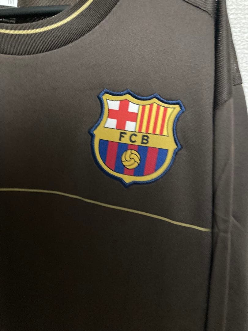 NIKE バルセロナ　長袖トレーニングシャツ　US Mサイズ 未使用品