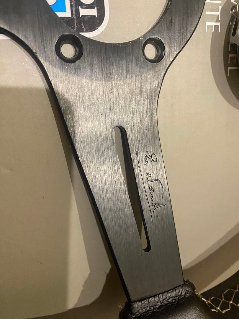 E. Nardi スポーツステアリングホイール 15インチ