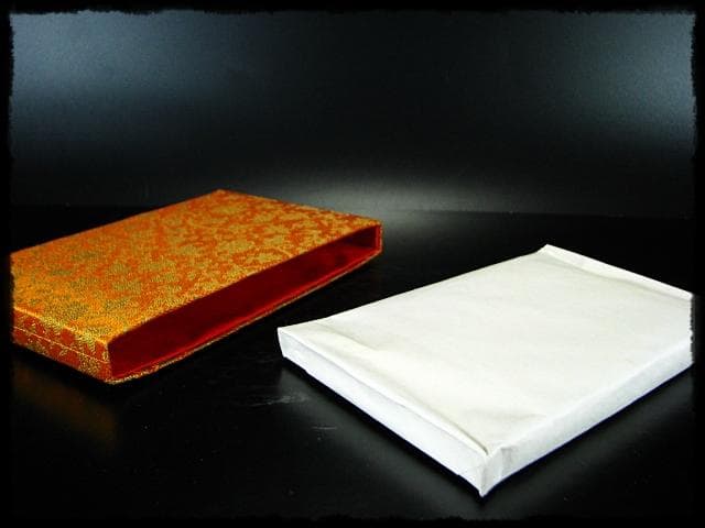 土田友湖 千家十職 12代 小牡丹唐草金襴 懐紙挟み 袱紗ばさみ 茶道具