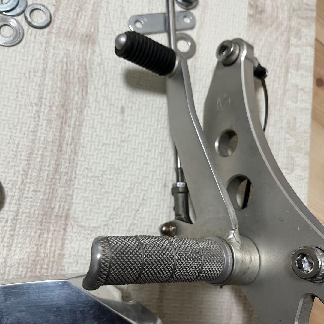 ゼファー750 BEET スーパーバンクステップ 絶版 バック ビート