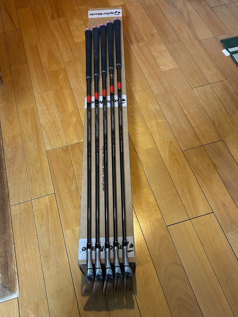 テーラーメイド　ステルスアイアンセット ６〜PWの5本セット