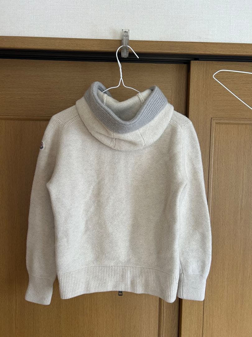 価格交渉OK‼️モンクレール　ニットアウター