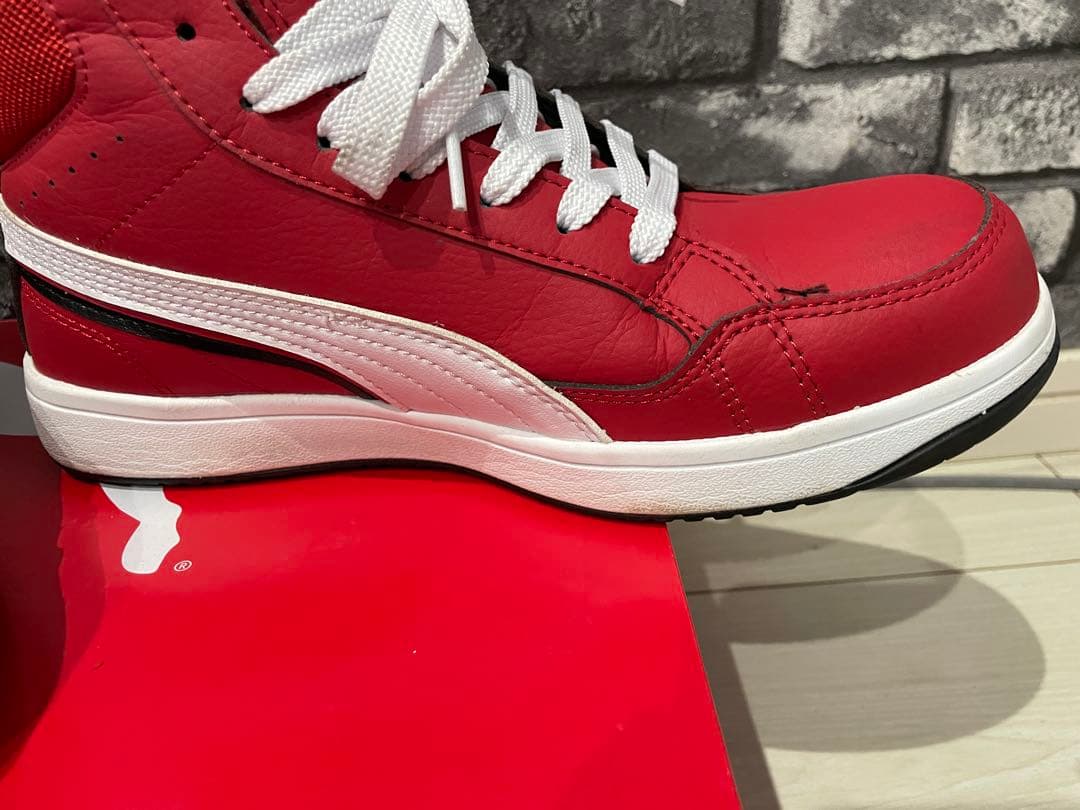 PUMAプーマ安全靴スニーカーセーフティー靴衝撃吸収制電作業26.5センチ
