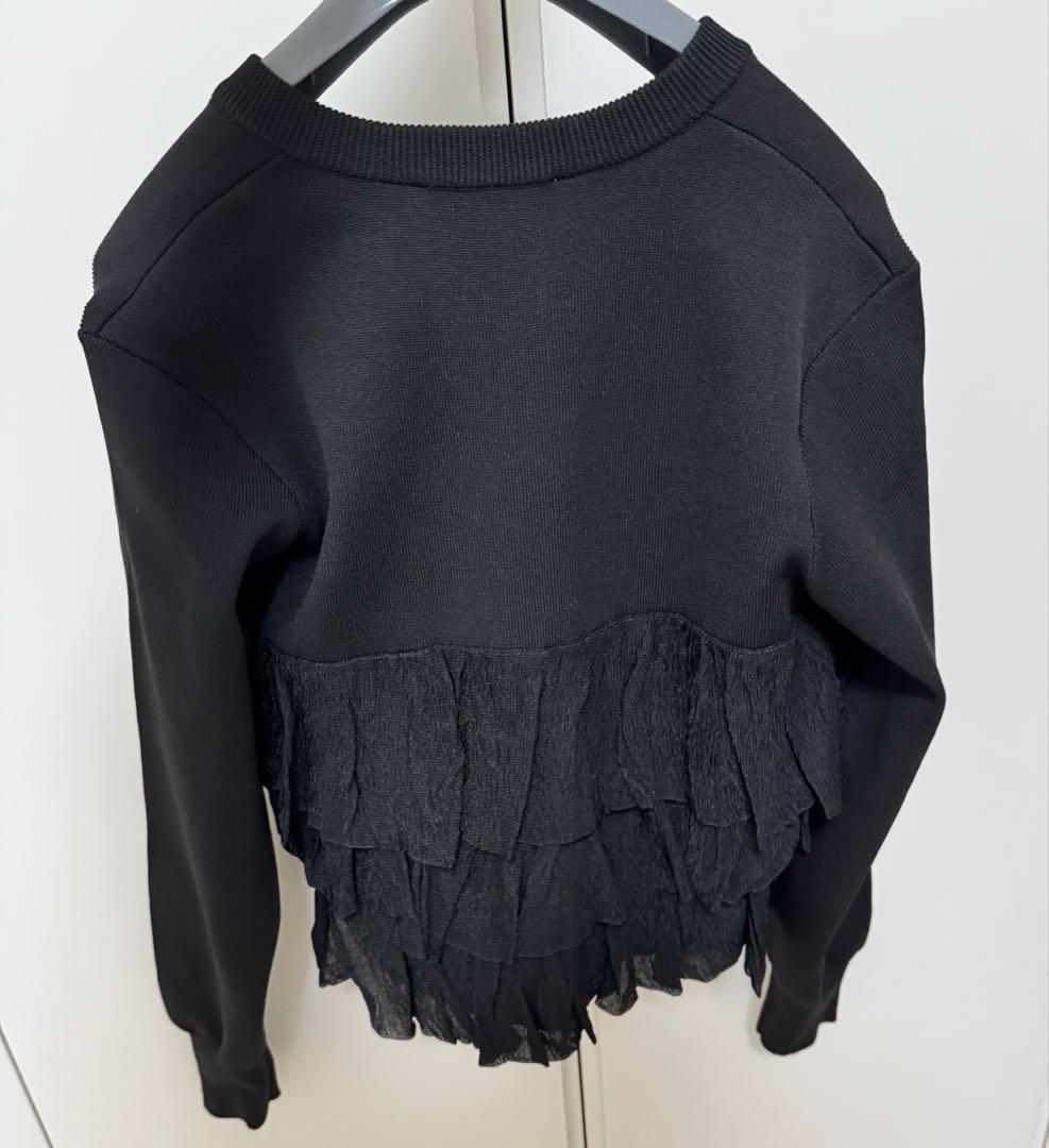 ADAM ET ROPE FEMME 【サステナブル】 フリルカーディガン