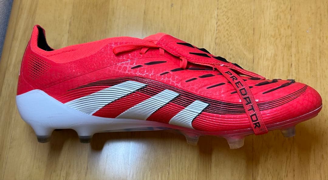 アディダス サッカースパイク プレデター　エリート　FT AG 27.0cm