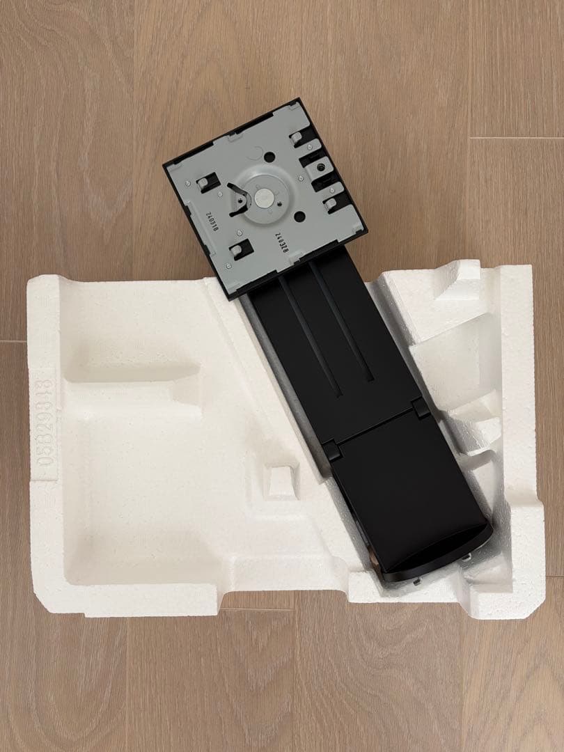 d*i様 【2/12(木) 20時終了オークション】24年製 EIZO EV23