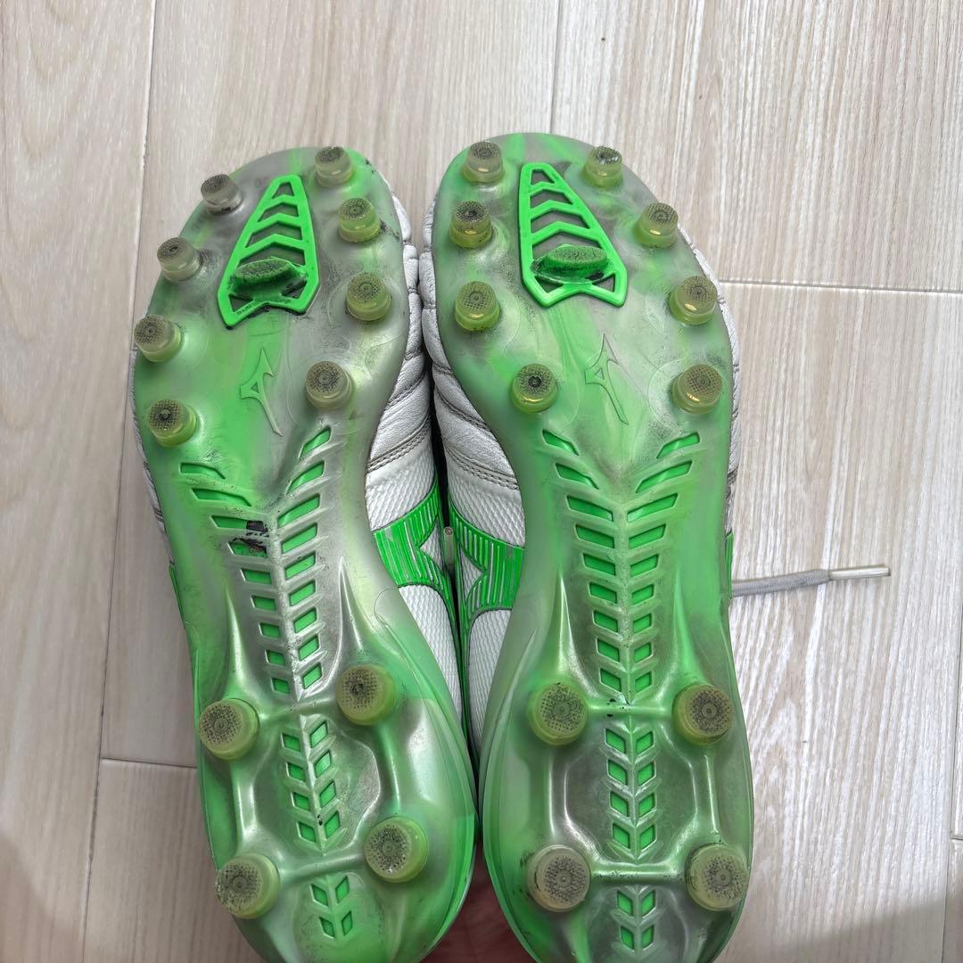 ミズノモレリアネオ4β