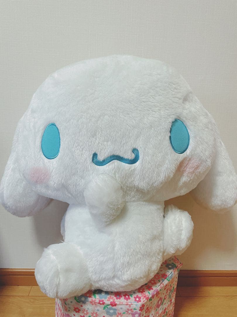 シナモロールのぬいぐるみ