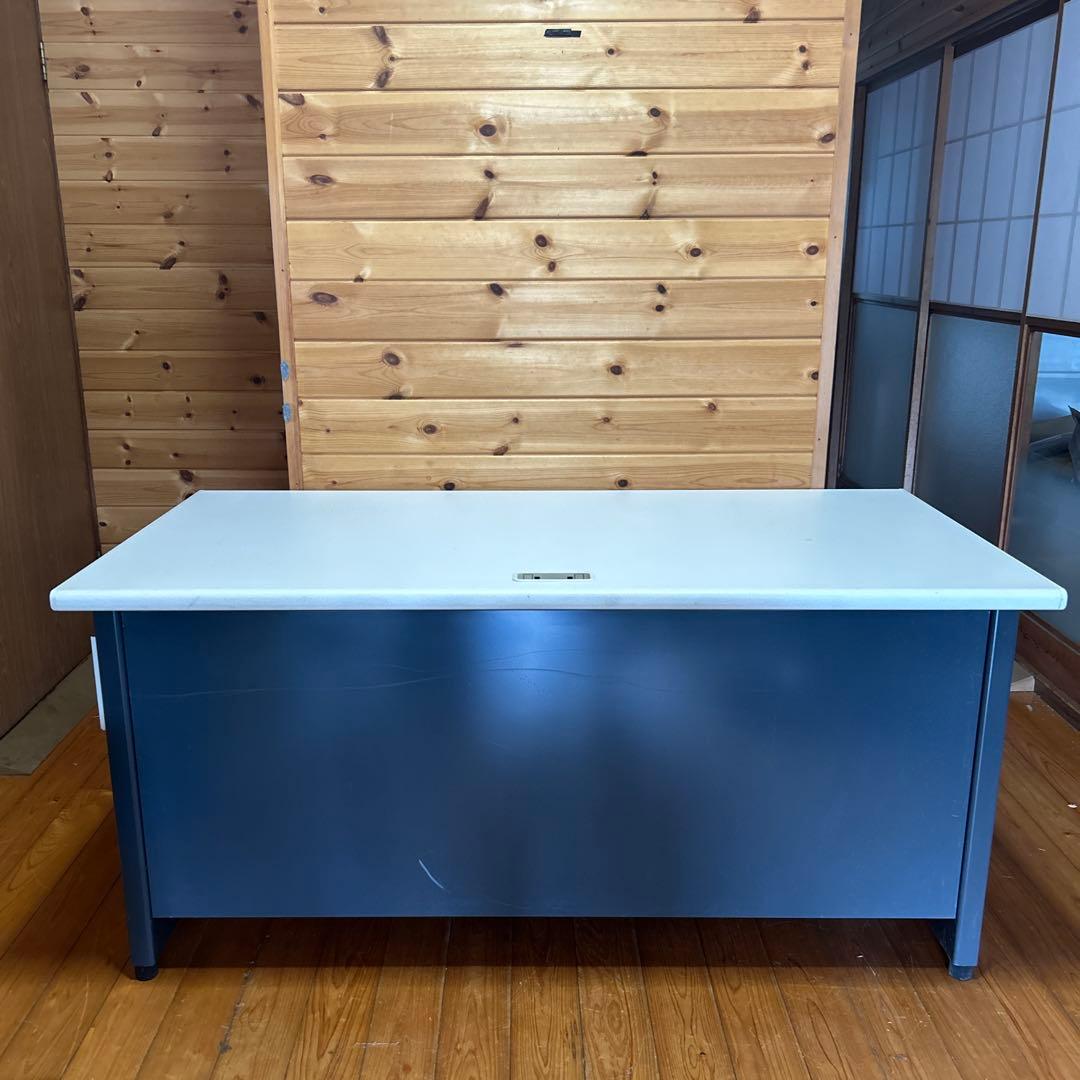 PLUS事務机　￼ J0IA331 RY-T147 WS