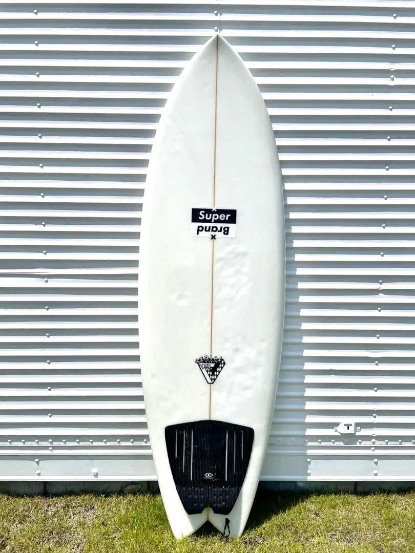 送料込　美品！SERIALTRY シリアルトライ 5.6 31.4L