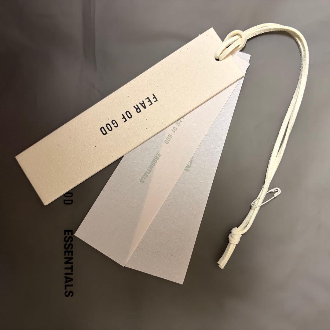 FEAR OF GOD ESSENTIALS スウェット