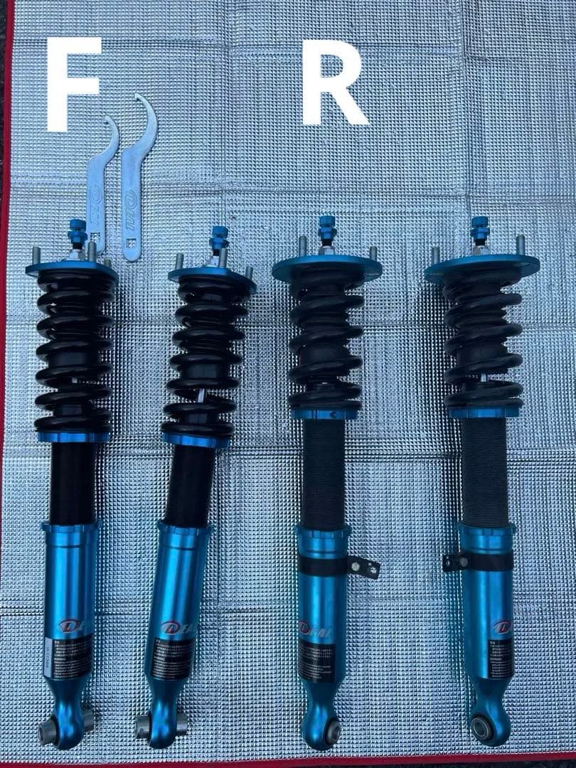 送料込み　イデアル　車高調　4本セット　20クラウン