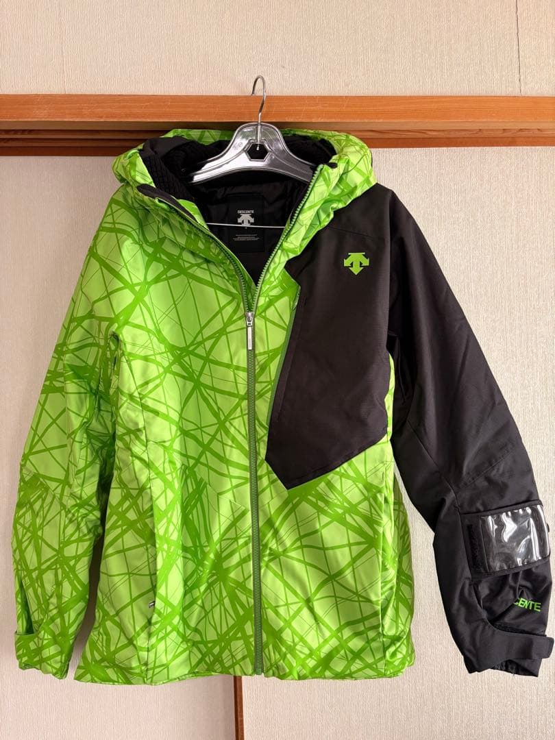 DESCENTE スキーウェア上下セット　Lサイズ