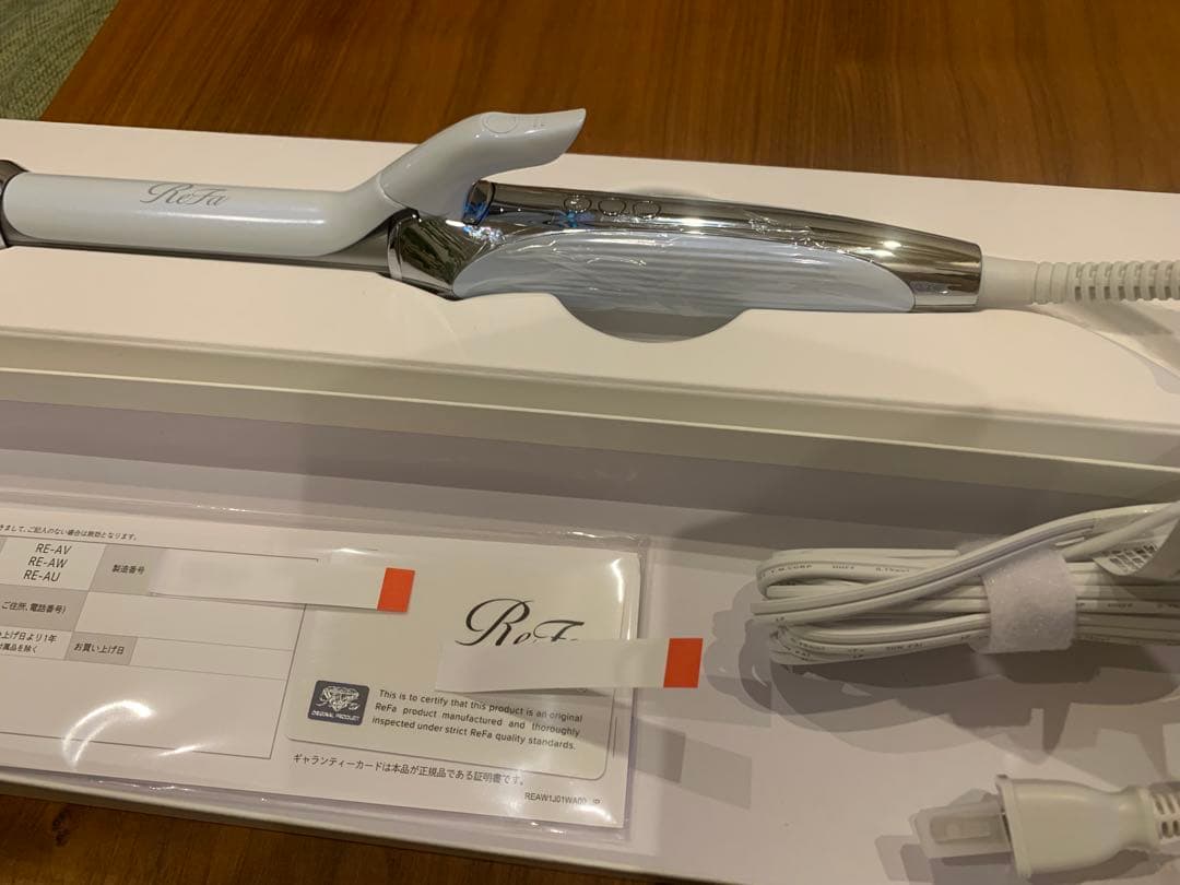 リファカールアイロンプロ26mm 新品未使用　ホワイト