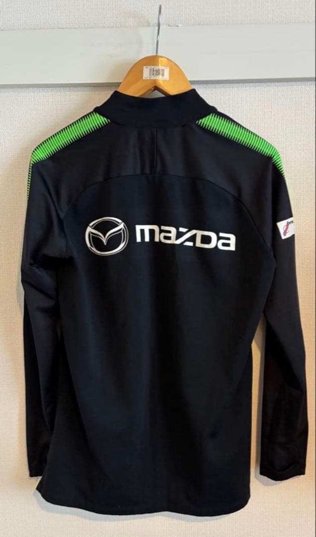 【早い者勝ち・即購入可能】サンフレッチェ広島　トップチーム　支給品　練習着