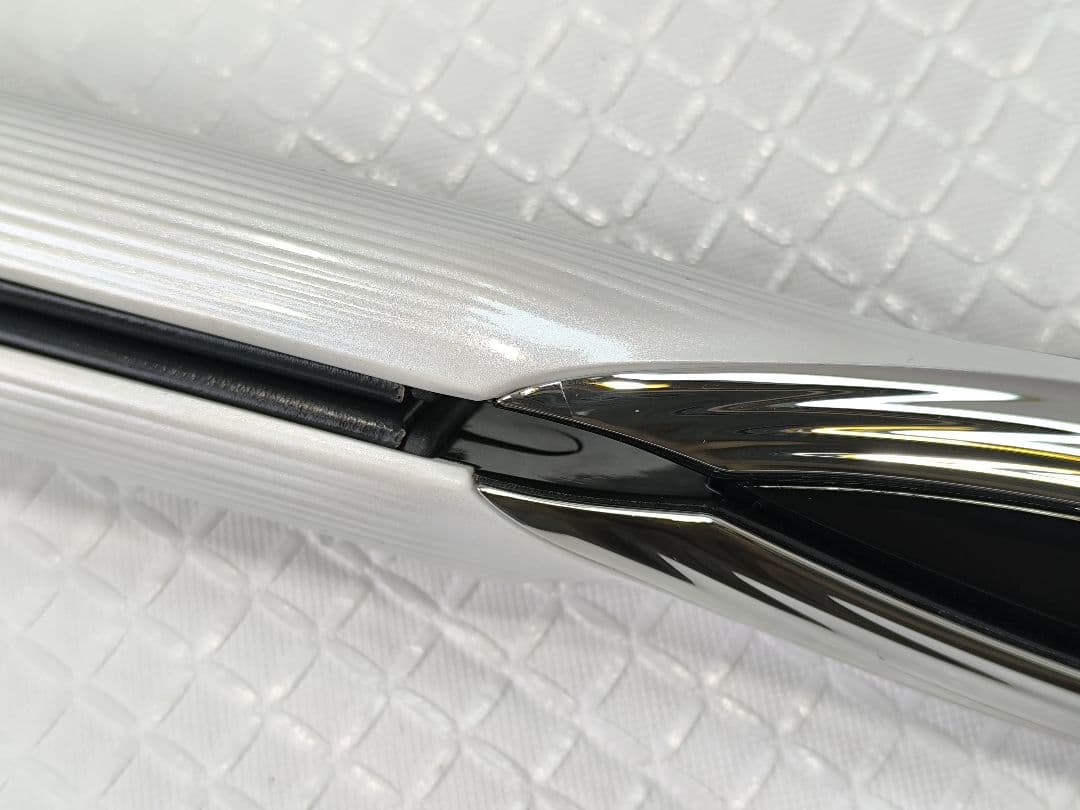 正規品　ReFaリファ ビューテック ストレートアイロン　22年製