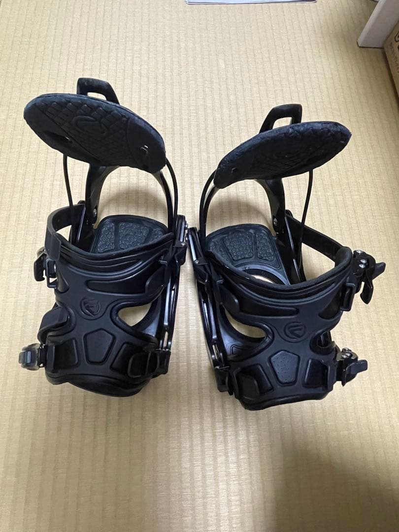 Flow ALPHA スノーボード　ビンディング　リアエントリー