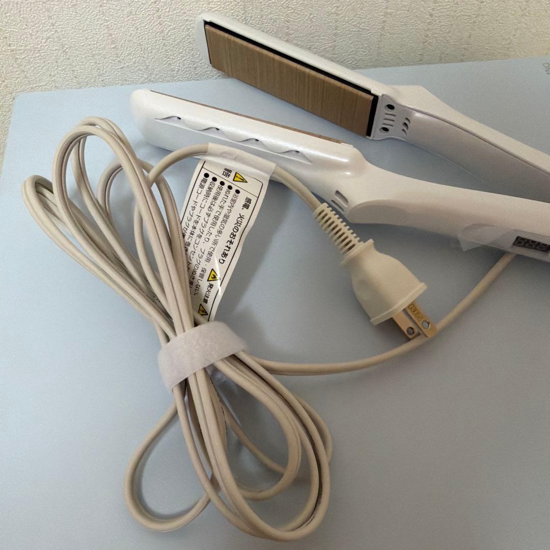 KINUJO 絹女　ストレートヘアアイロン 国内専用